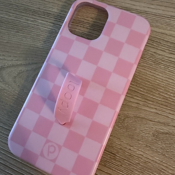 Pink Checkered loopy case